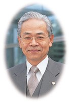 熊本大学長　崎元達郎