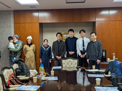 1210-2.jpg 1210-2.jpg