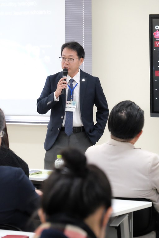20241219-6 Prof from Chenggong.JPG