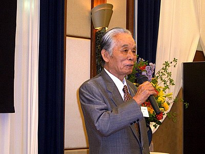 03前田東レ名誉会長